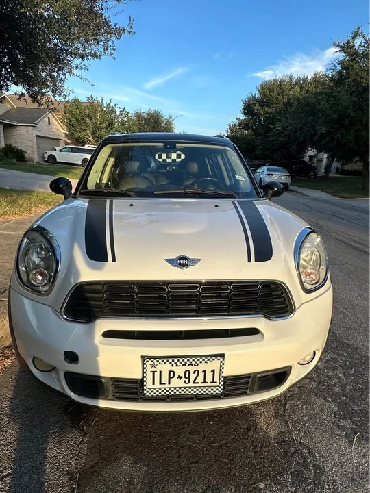 2013 Mini Mini 2nd Gen - Image 3 of 6