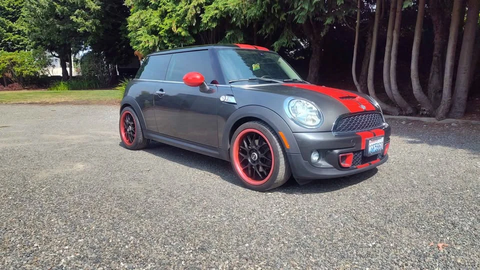 2013 Mini Mini 2nd Gen - Image 3 of 15