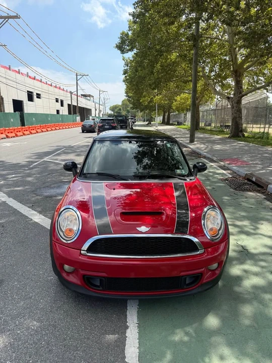 2013 Mini Mini 2nd Gen - Image 2 of 19