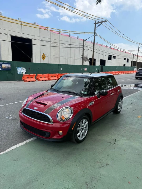 2013 Mini Mini 2nd Gen - Image 3 of 19