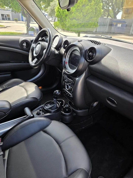 2013 Mini Mini 2nd Gen - Image 3 of 14