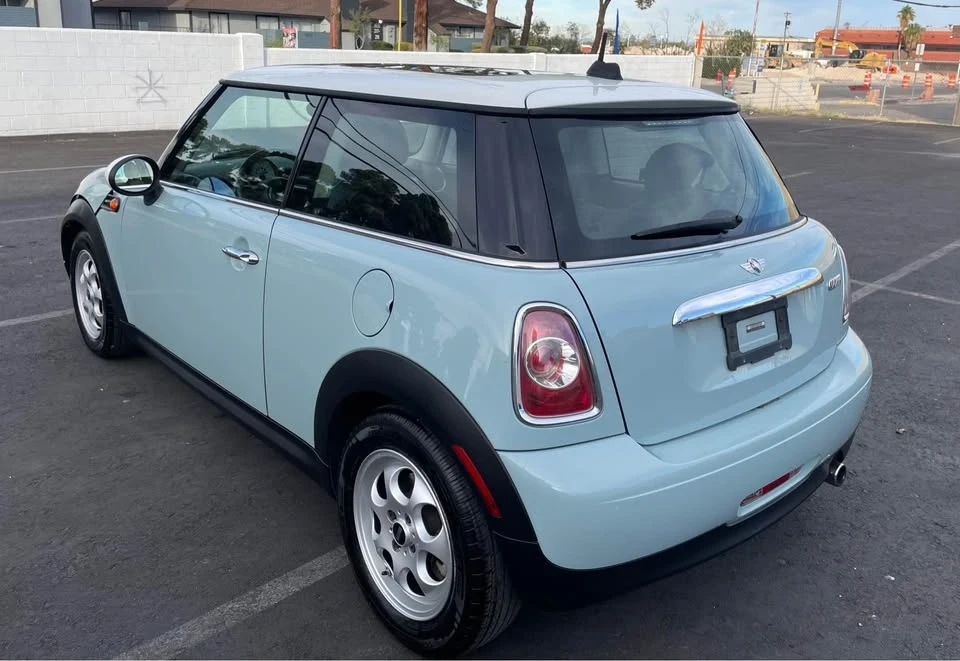 2013 Mini Coupe & Roadster - Image 9 of 12