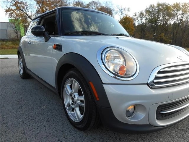 2013 Mini Mini 2nd Gen - Image 12 of 12