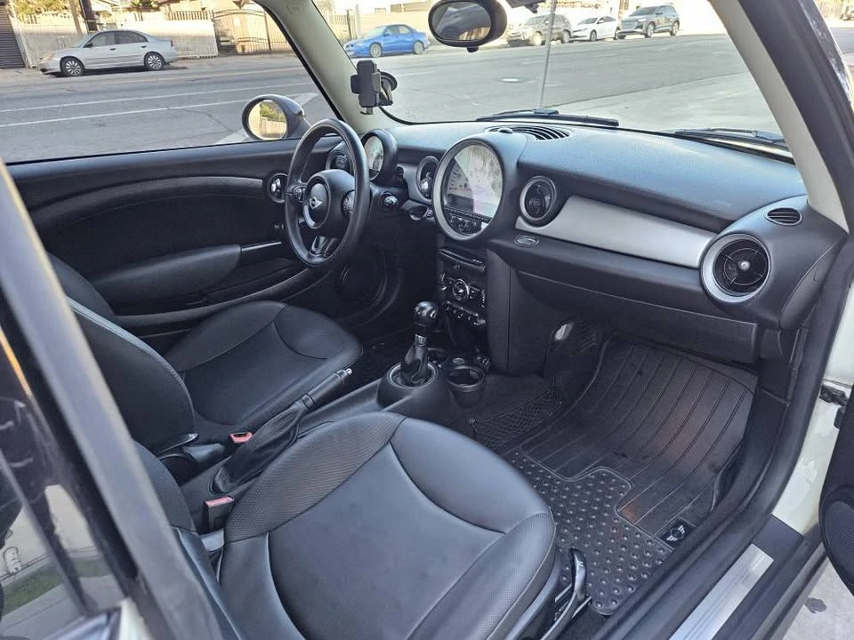 2013 Mini Mini 2nd Gen - Image 18 of 19