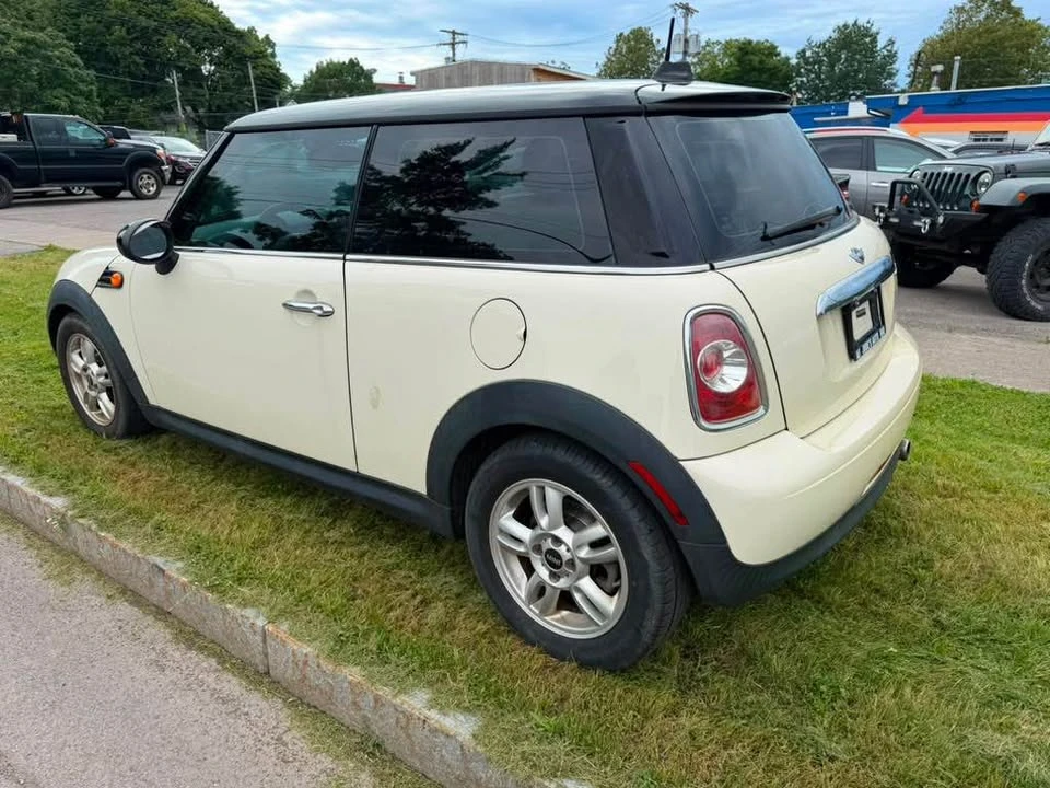 2013 Mini Mini 2nd Gen - Image 14 of 19