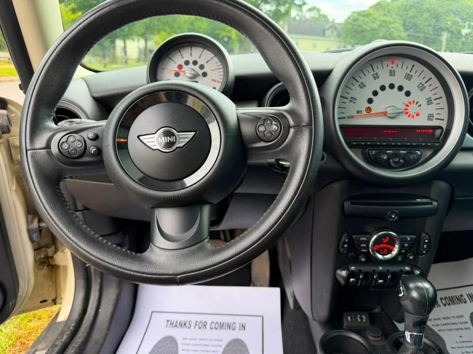2013 Mini Mini 2nd Gen - Image 18 of 19