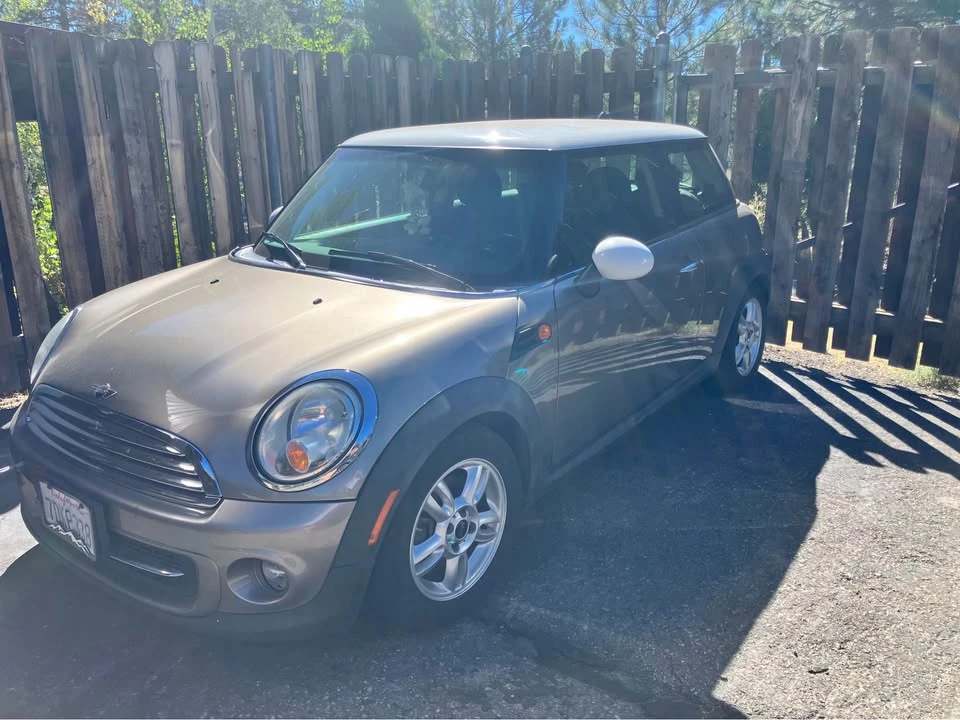 2013 Mini Mini 2nd Gen - Image 3 of 7