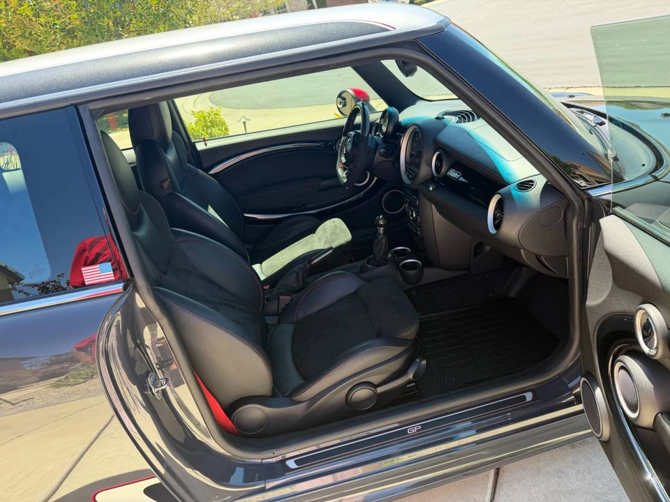 2013 Mini Mini John Cooper Works 2nd Gen - Image 15 of 16