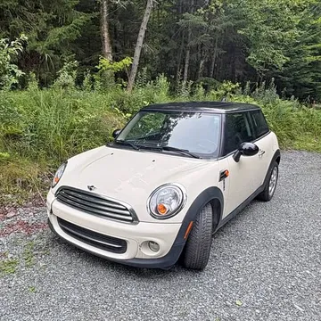 2013 MINI Cooper