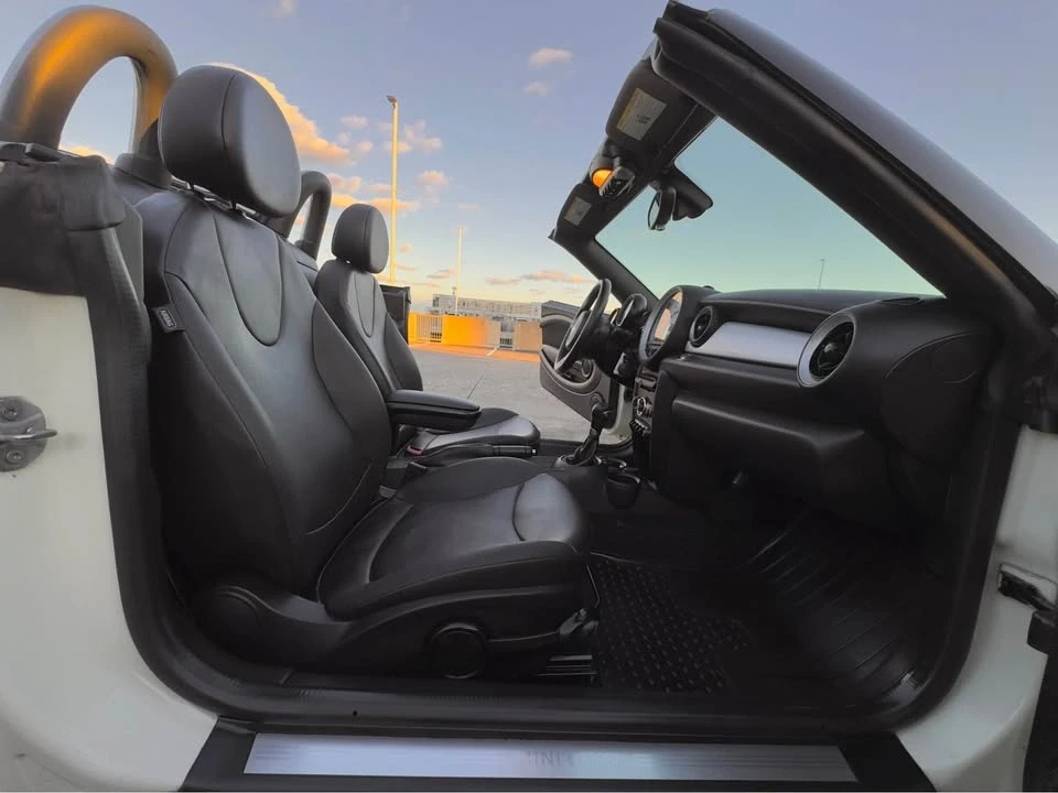 2013 Mini Coupe & Roadster - Image 10 of 19