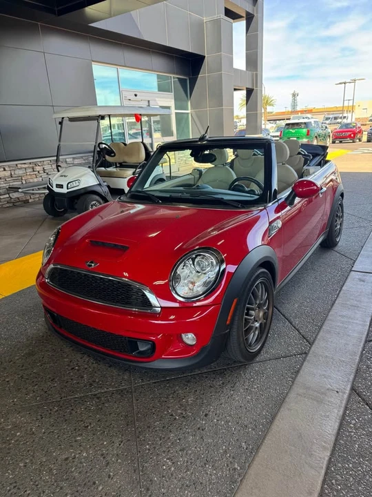 2013 Mini Mini 2nd Gen - Image 2 of 10