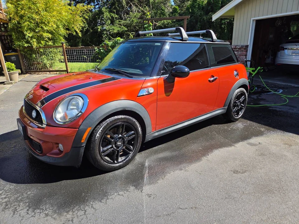 2013 Mini Mini 2nd Gen - Image 20 of 24