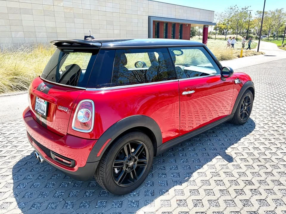 2013 Mini Mini 2nd Gen - Image 2 of 20