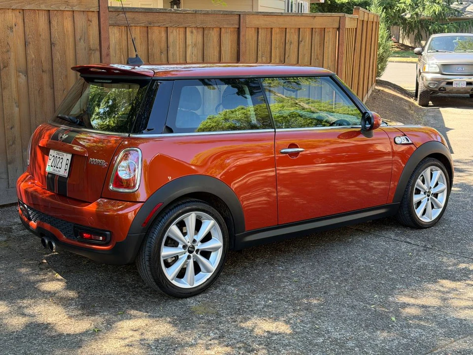 2013 Mini Mini 2nd Gen - Image 3 of 24