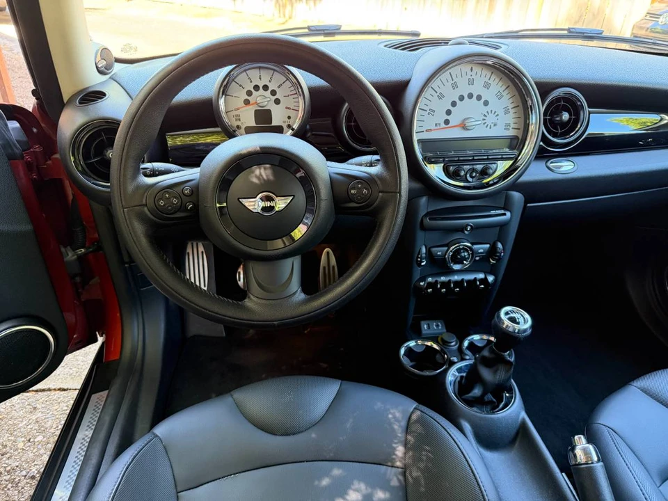 2013 Mini Mini 2nd Gen - Image 11 of 24