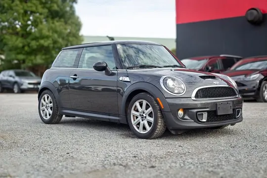 2013 MINI Cooper S 6MT