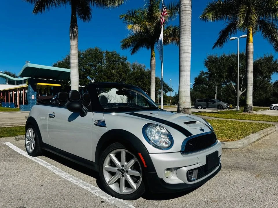 2013 Mini Mini 2nd Gen - Image 2 of 20