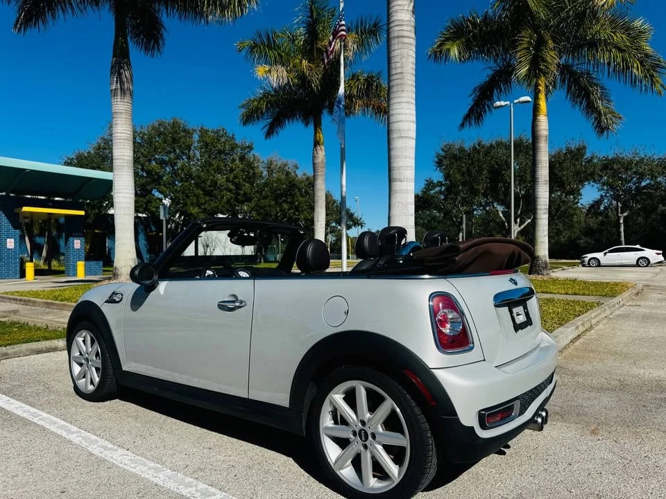 2013 Mini Mini 2nd Gen - Image 4 of 20