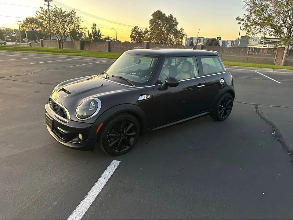2013 Mini Mini 2nd Gen - Image 3 of 12