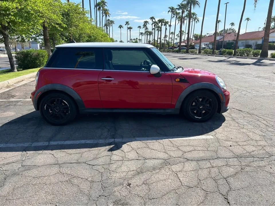 2013 Mini Mini 2nd Gen - Image 4 of 11