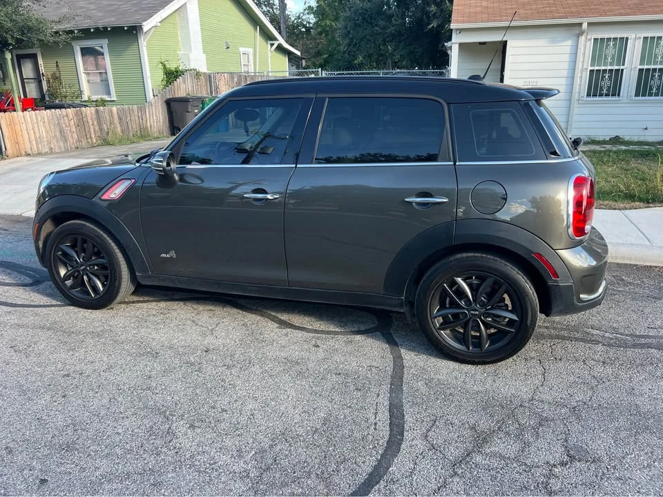 2013 Mini Mini Cooper S 3rd Gen - Image 2 of 5