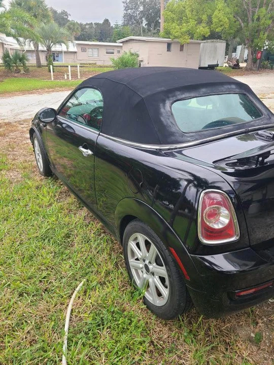 2013 Mini Coupe & Roadster - Image 4 of 4