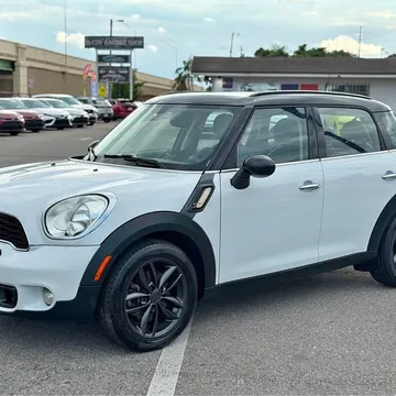 2013 MINI Countryman Classic Cooper S