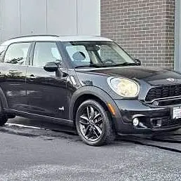 2013 MINI Countryman Cooper S ALL4 Hatchback