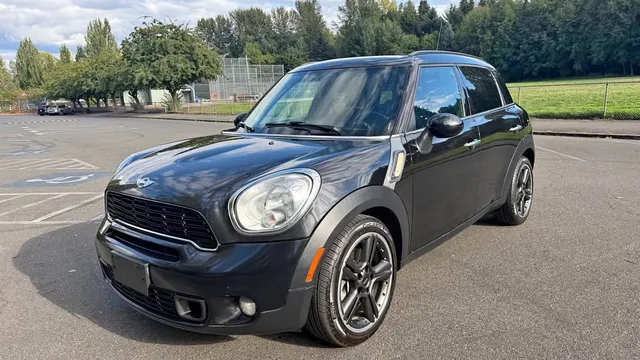 2013 MINI Countryman Cooper S Hatchback 4D