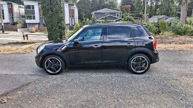 2013 MINI Countryman Cooper S Hatchback 4D