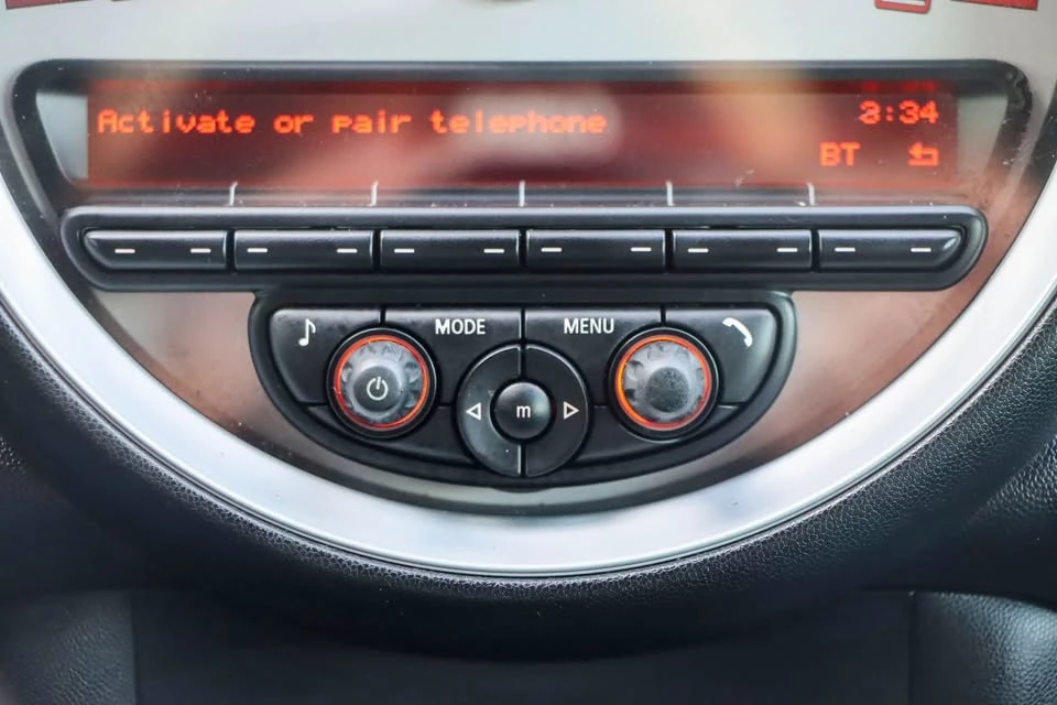 2013 Mini Coupe & Roadster - Image 15 of 19