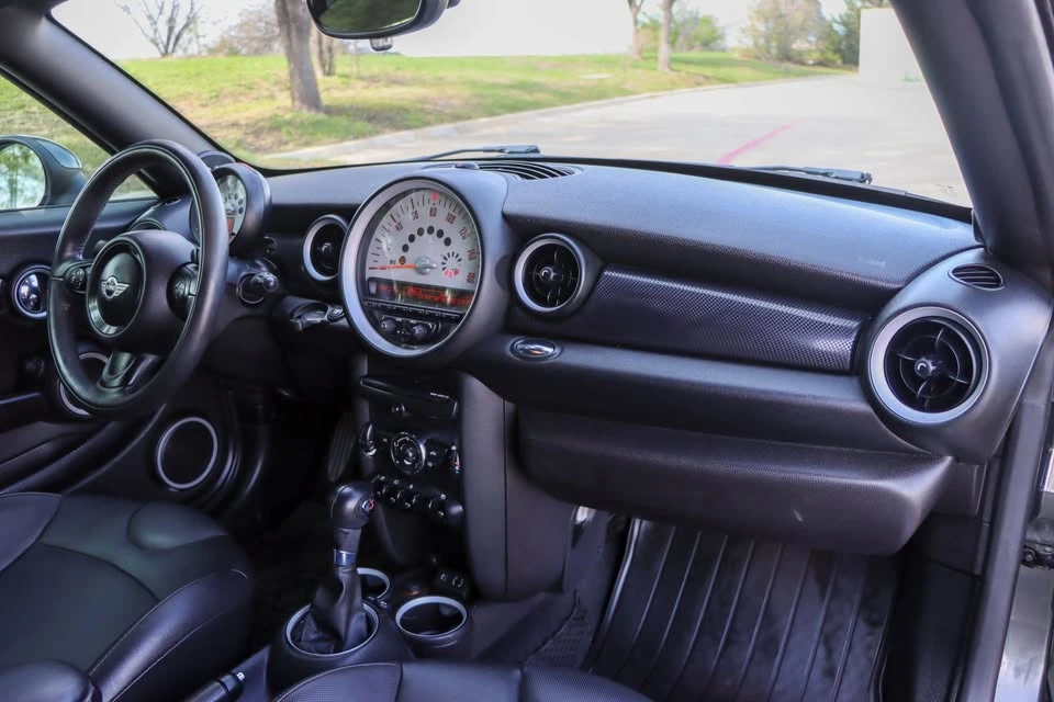 2013 Mini Coupe & Roadster - Image 10 of 19