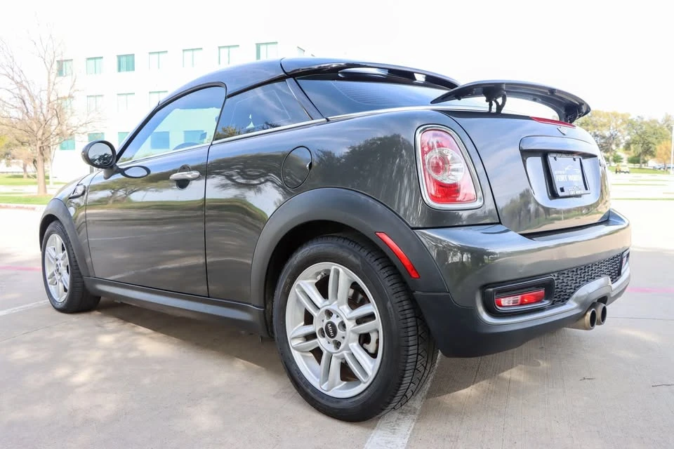 2013 Mini Coupe & Roadster - Image 4 of 19
