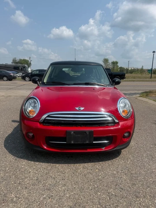 2013 Mini Mini 2nd Gen - Image 2 of 14