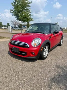 2013 MINI Hardtop 2 Door Cooper Classic Hatchback 2D