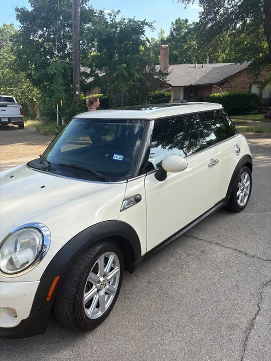 2013 Mini Mini 2nd Gen - Image 3 of 9