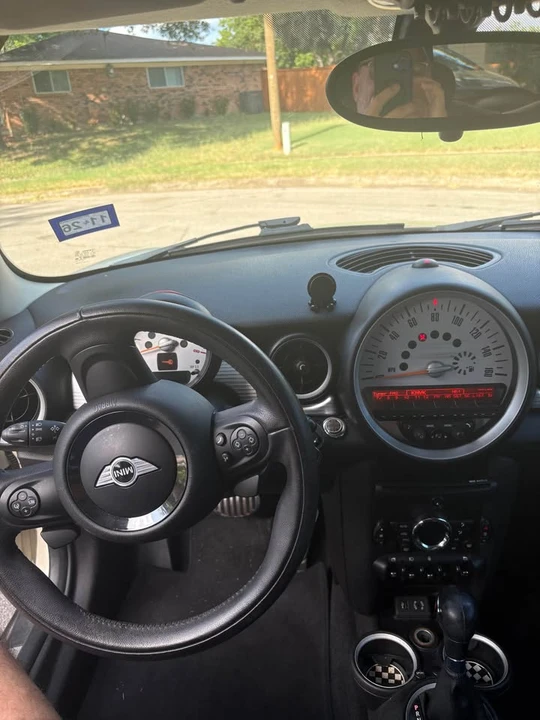2013 Mini Mini 2nd Gen - Image 4 of 9