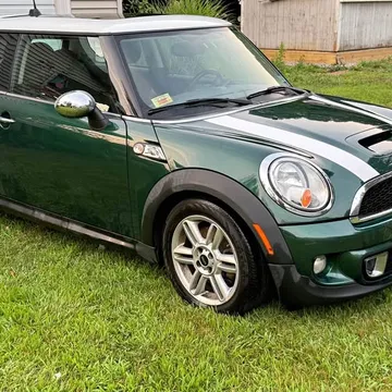 2013 MINI Hardtop 2 Door Cooper S Hatchback 2D