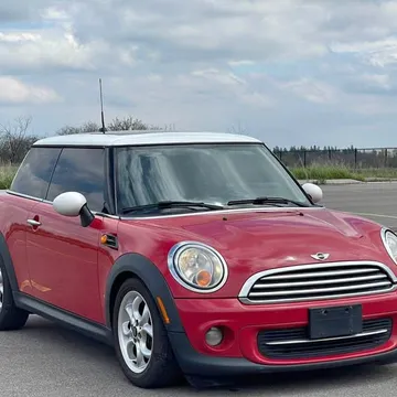 2013 MINI Cooper Hardtop 2 Door Classic