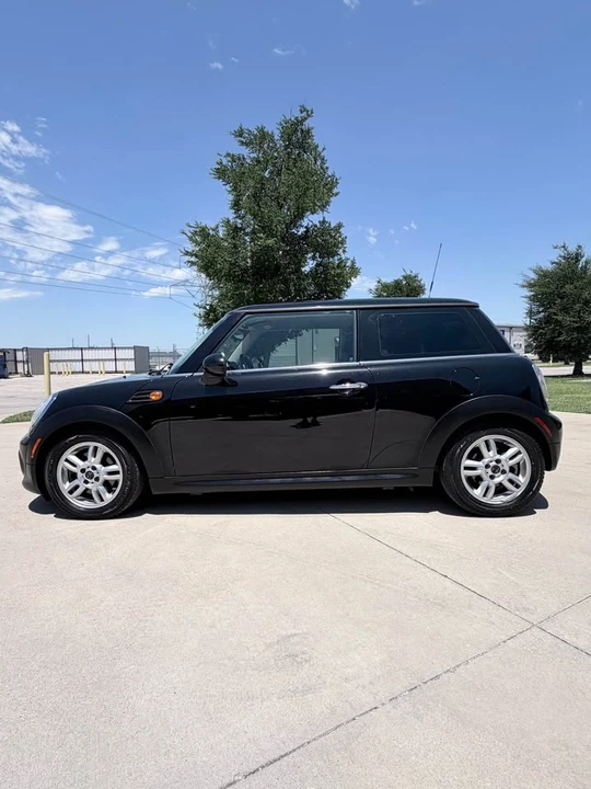 2013 Mini Mini 2nd Gen - Image 2 of 14