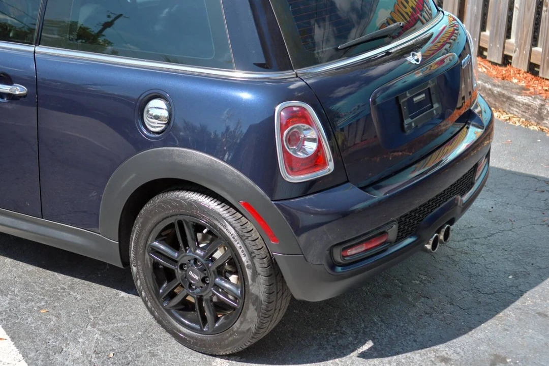 2013 Mini Mini 2nd Gen - Image 10 of 12
