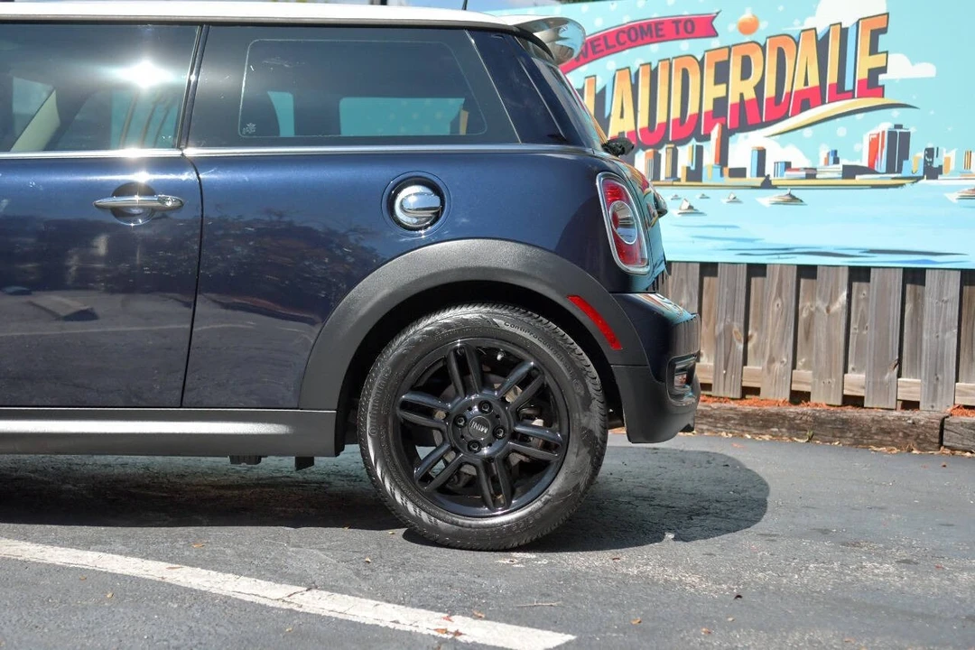 2013 Mini Mini 2nd Gen - Image 11 of 12