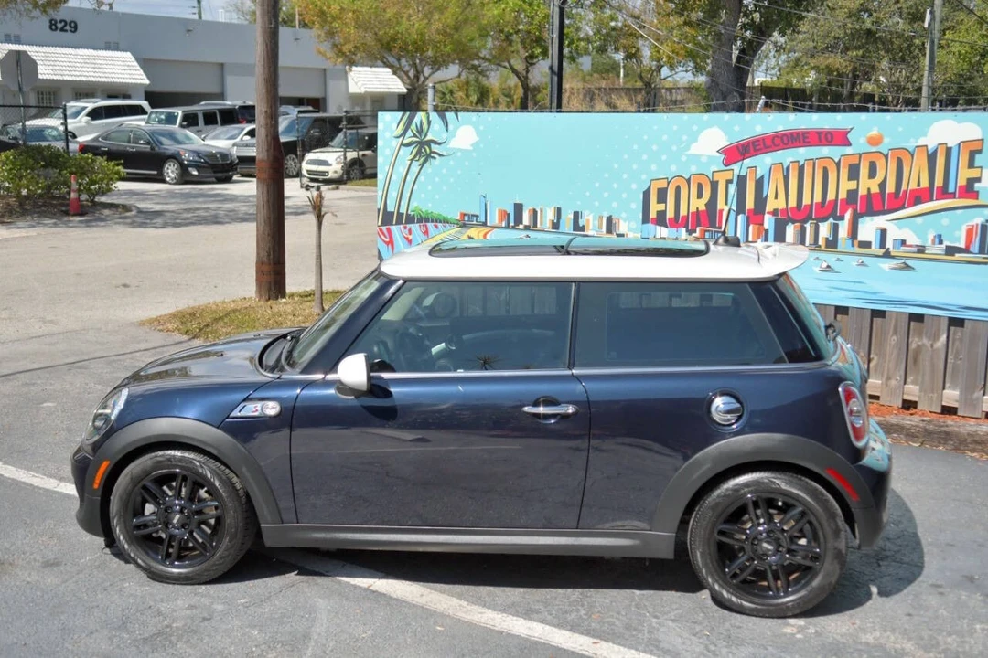 2013 Mini Mini 2nd Gen - Image 9 of 12