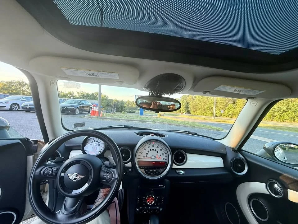 2013 Mini Mini 2nd Gen - Image 11 of 12