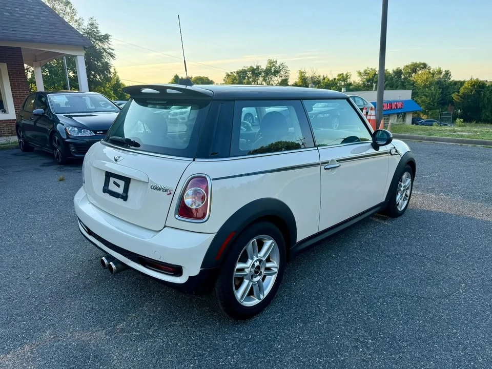 2013 Mini Mini 2nd Gen - Image 5 of 12