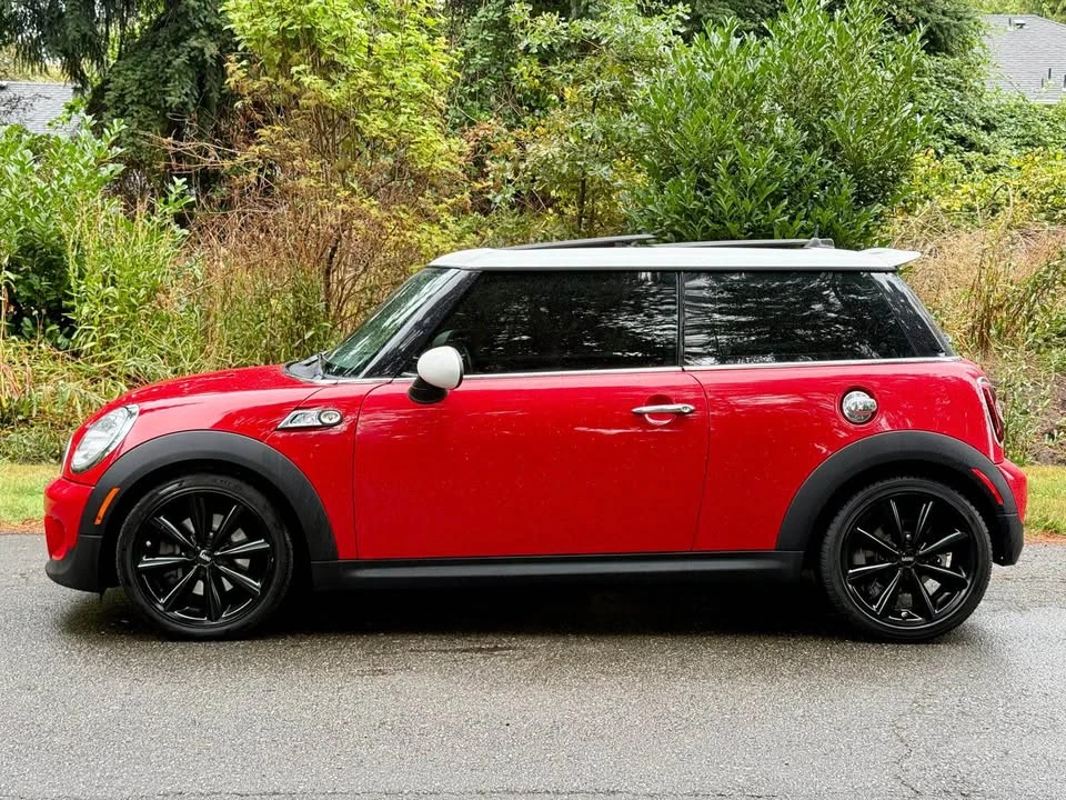 2013 Mini Mini 2nd Gen - Image 2 of 16