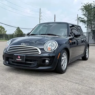 2013 MINI Hardtop Cooper Hatchback 2D