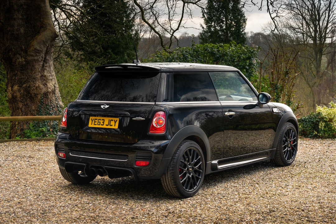 2013 Mini Mini John Cooper Works 2nd Gen - Image 16 of 31