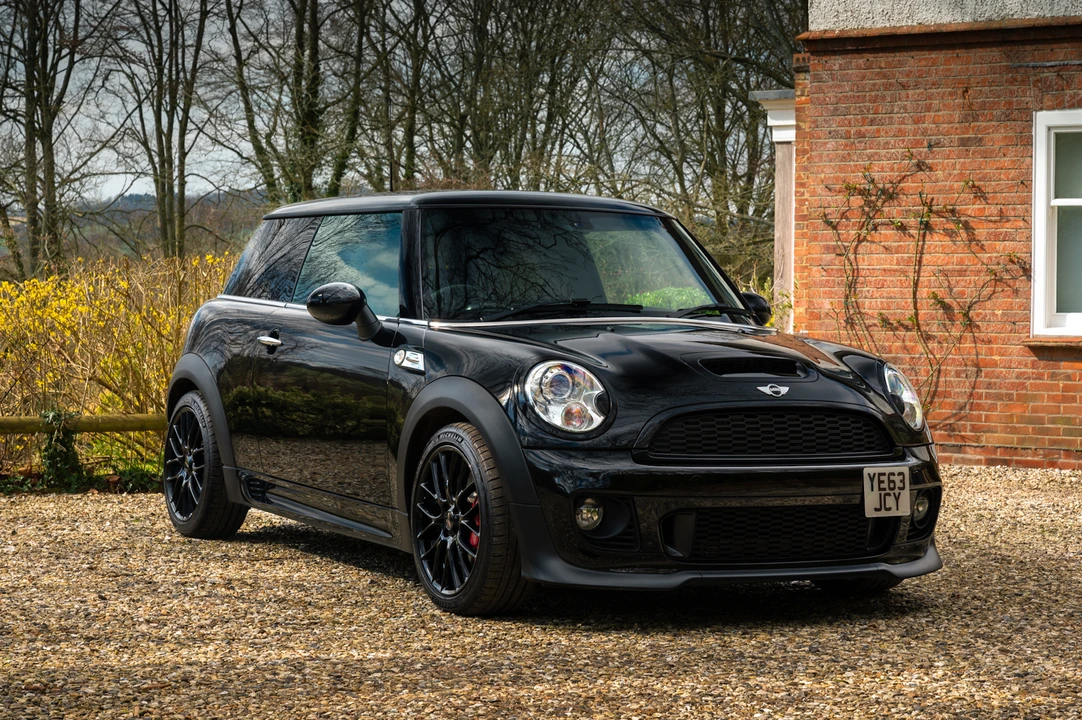 2013 Mini Mini John Cooper Works 2nd Gen - Image 2 of 31