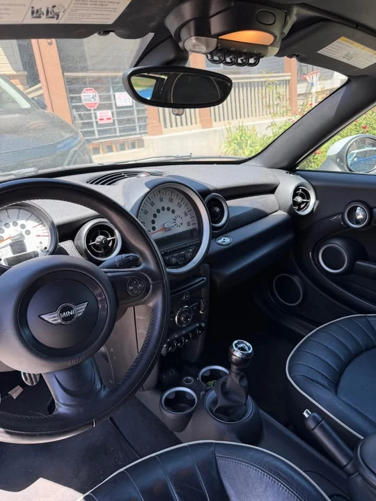 2013 Mini Coupe & Roadster - Image 6 of 7